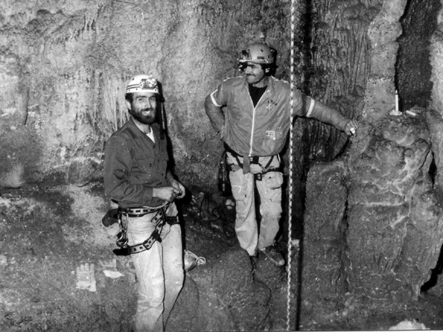  Experiencia en cueva 